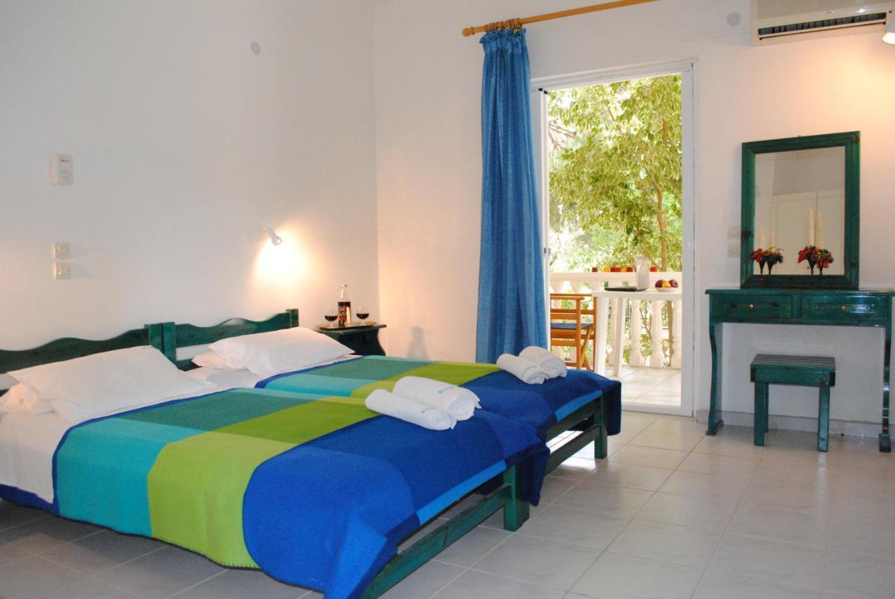 Kuris Studios & Apartments Vasilikos  Bagian luar foto