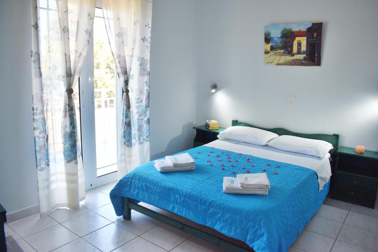 Kuris Studios & Apartments Vasilikos  Bagian luar foto