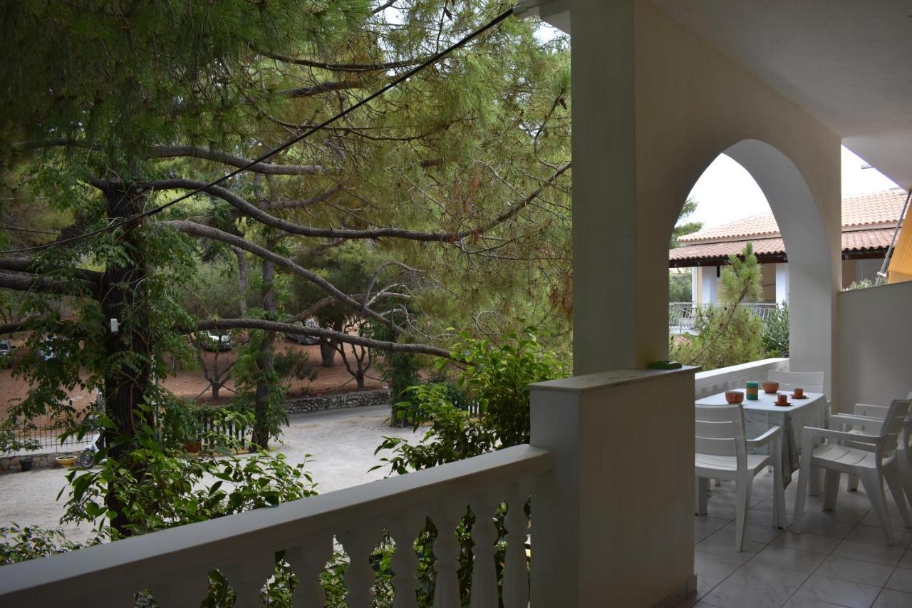 Kuris Studios & Apartments Vasilikos  Bagian luar foto